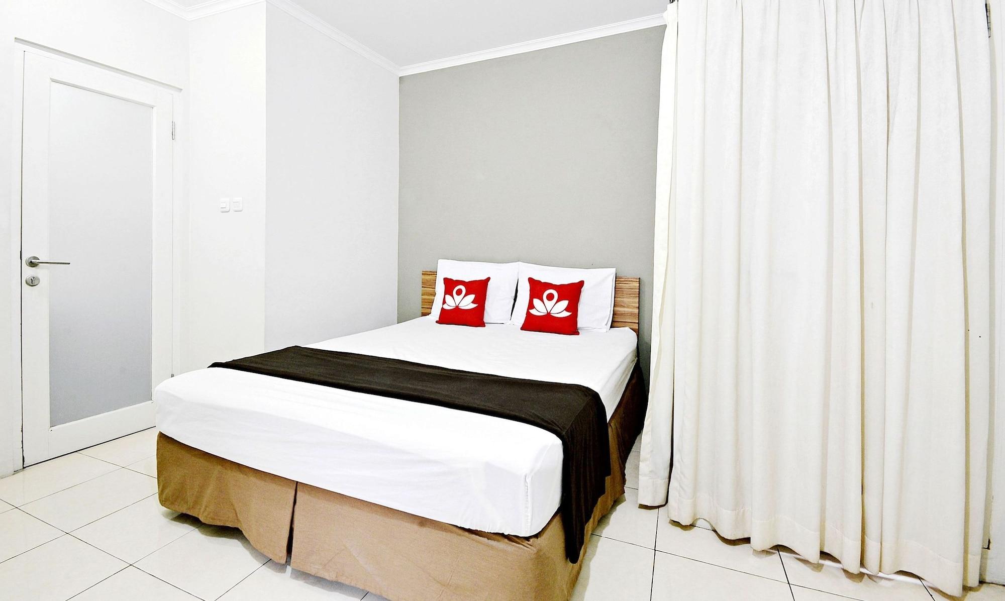 Zen Rooms Mampang Prapatan ジャカルタ エクステリア 写真
