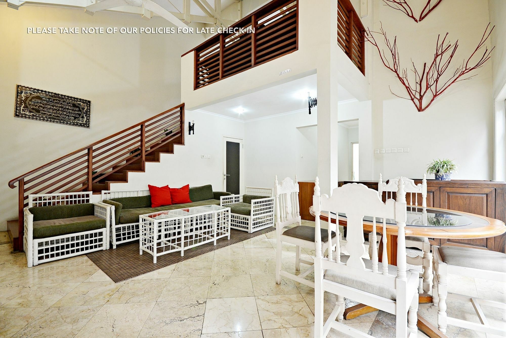 Zen Rooms Mampang Prapatan ジャカルタ エクステリア 写真